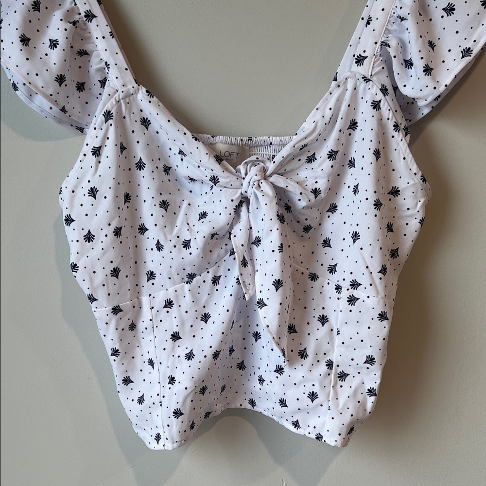 LOFT Cropped Top